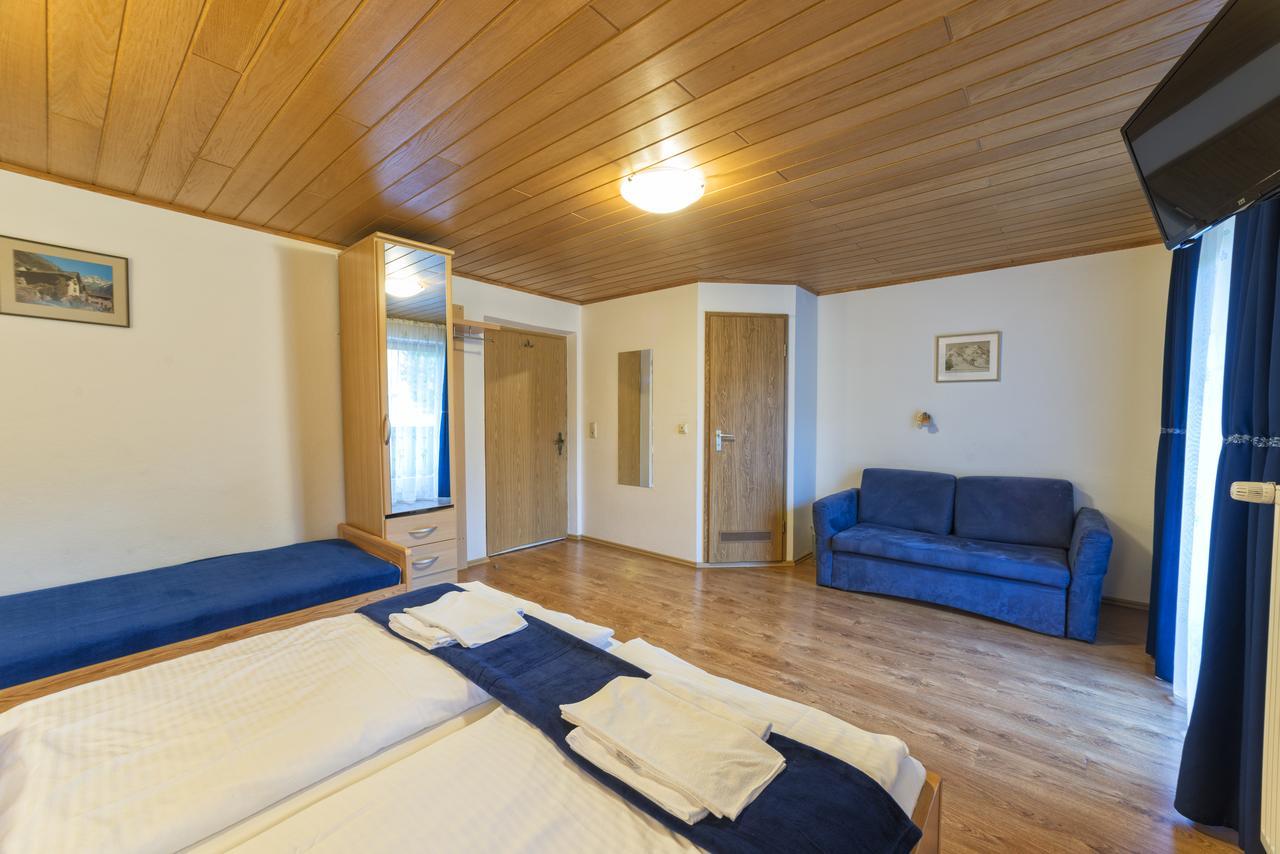 Hotel-Gasthof Sonnenbichl Oberwoessen Bagian luar foto