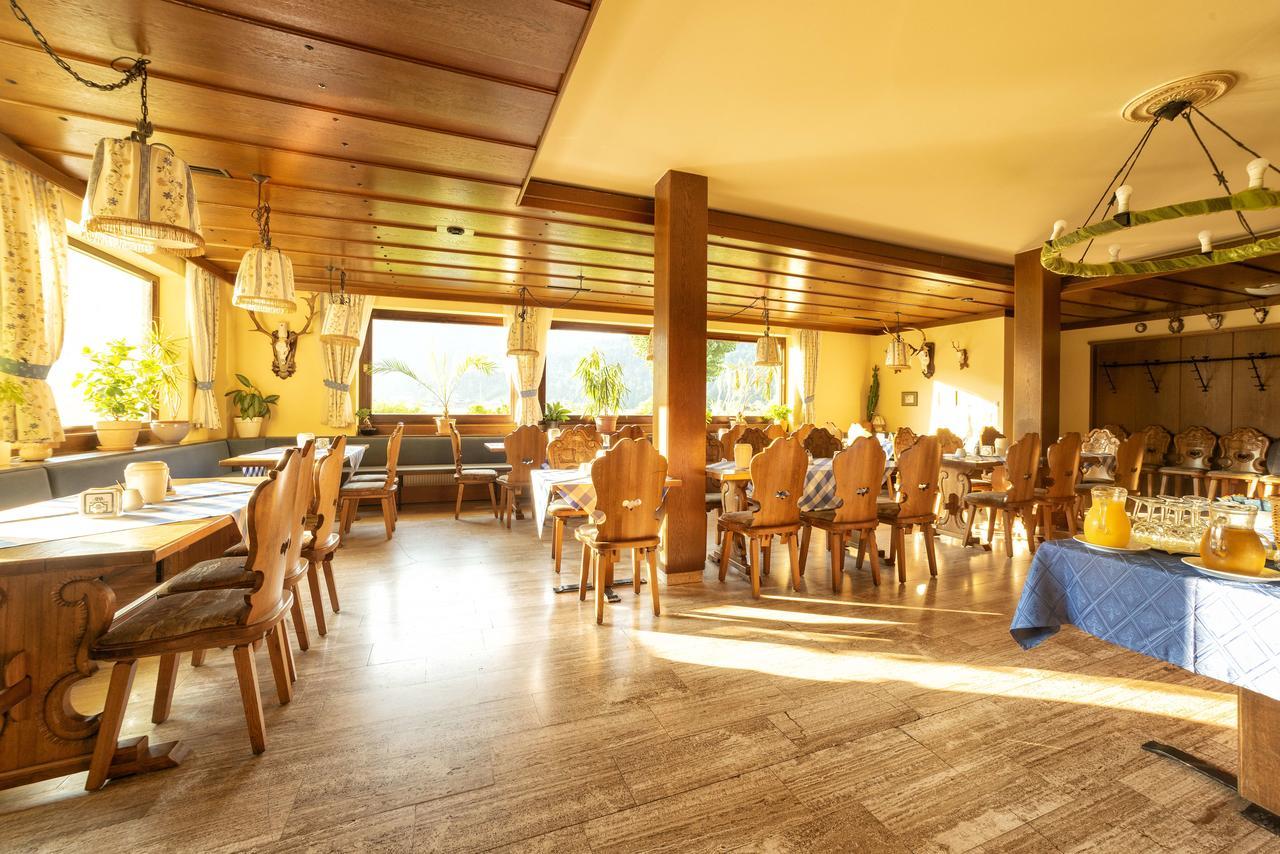 Hotel-Gasthof Sonnenbichl Oberwoessen Bagian luar foto